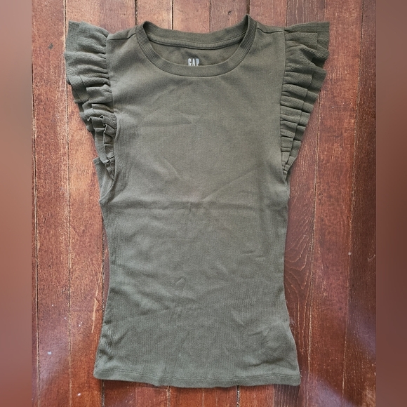 NWOT GAP Ribbed Flutter Sleeve Top – Size XS (Olive Night) - Picture 1 of 5